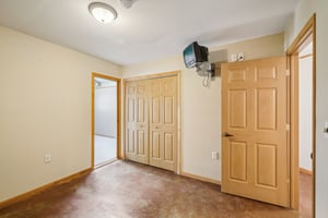 Tamarack Rd-S3110-039.jpg