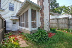 501 Terrace Dr, Waterloo, IA 50702, USA Photo 28