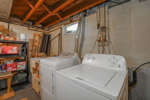 501 Terrace Dr, Waterloo, IA 50702, USA Photo 24
