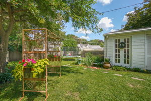 501 Terrace Dr, Waterloo, IA 50702, USA Photo 32