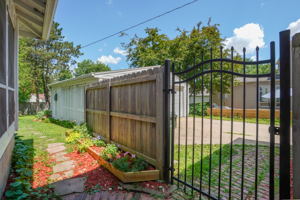 501 Terrace Dr, Waterloo, IA 50702, USA Photo 27