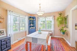 501 Terrace Dr, Waterloo, IA 50702, USA Photo 6