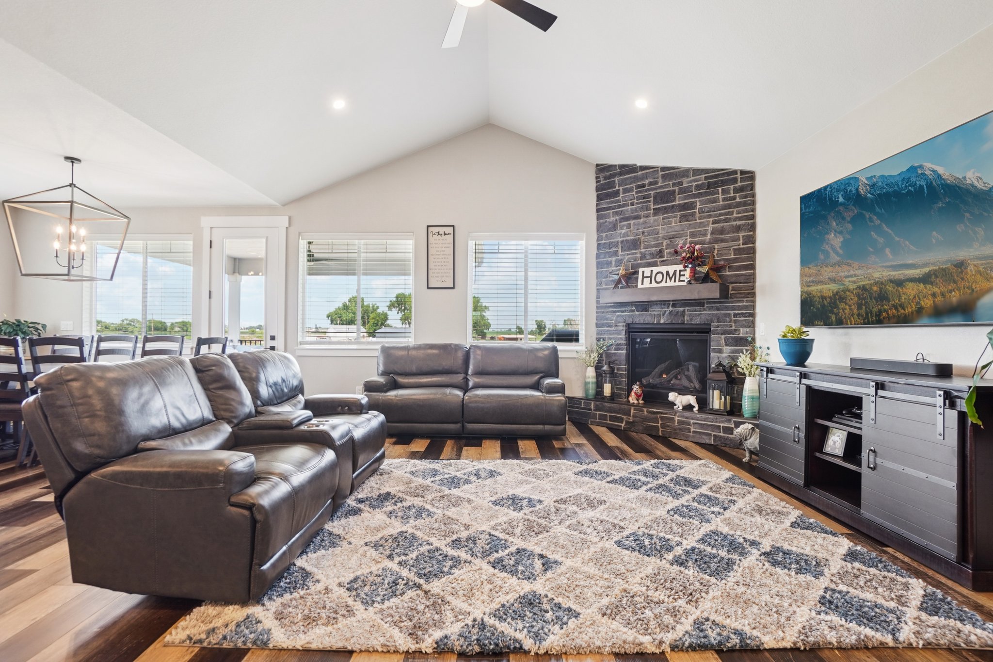 Prairie Lark Ln-S0207-012.jpg