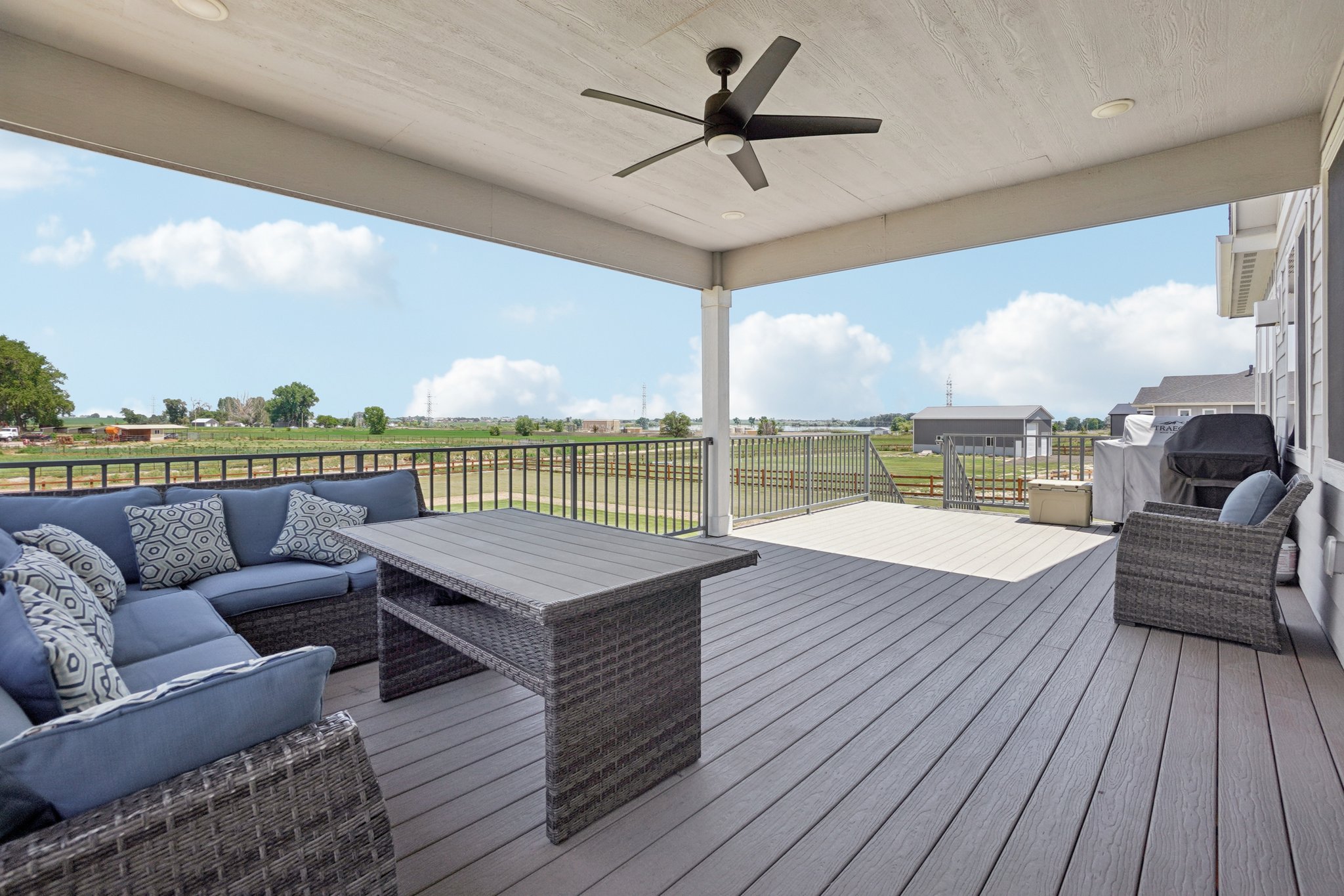 Prairie Lark Ln-S0207-056.jpg