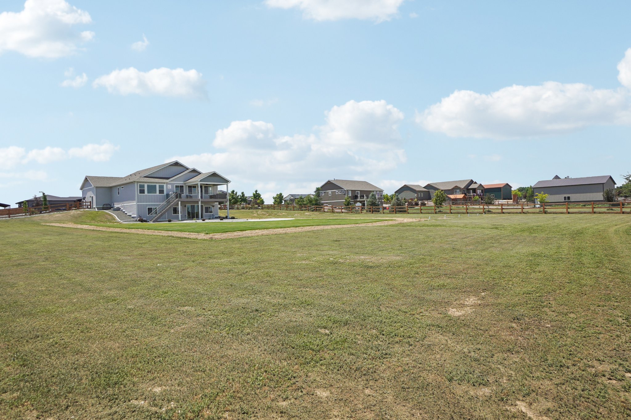 Prairie Lark Ln-S0207-070.jpg