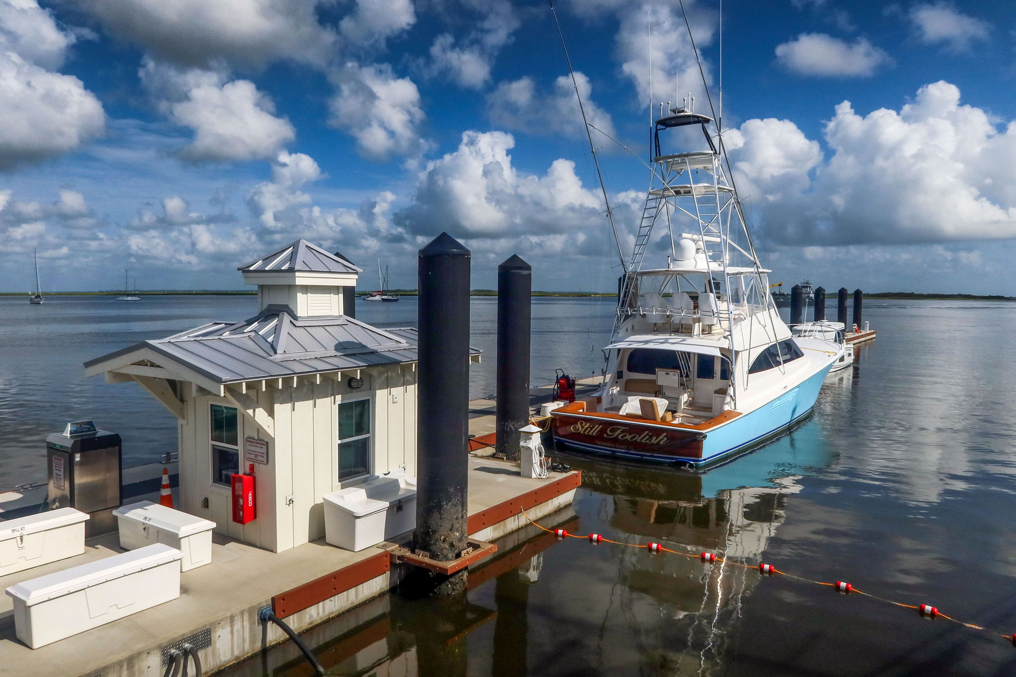 If boating is your thing, the downtown Marina offers plenty of rentable boat slips...