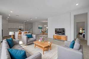 2Z2A0025 virtually staged.jpeg