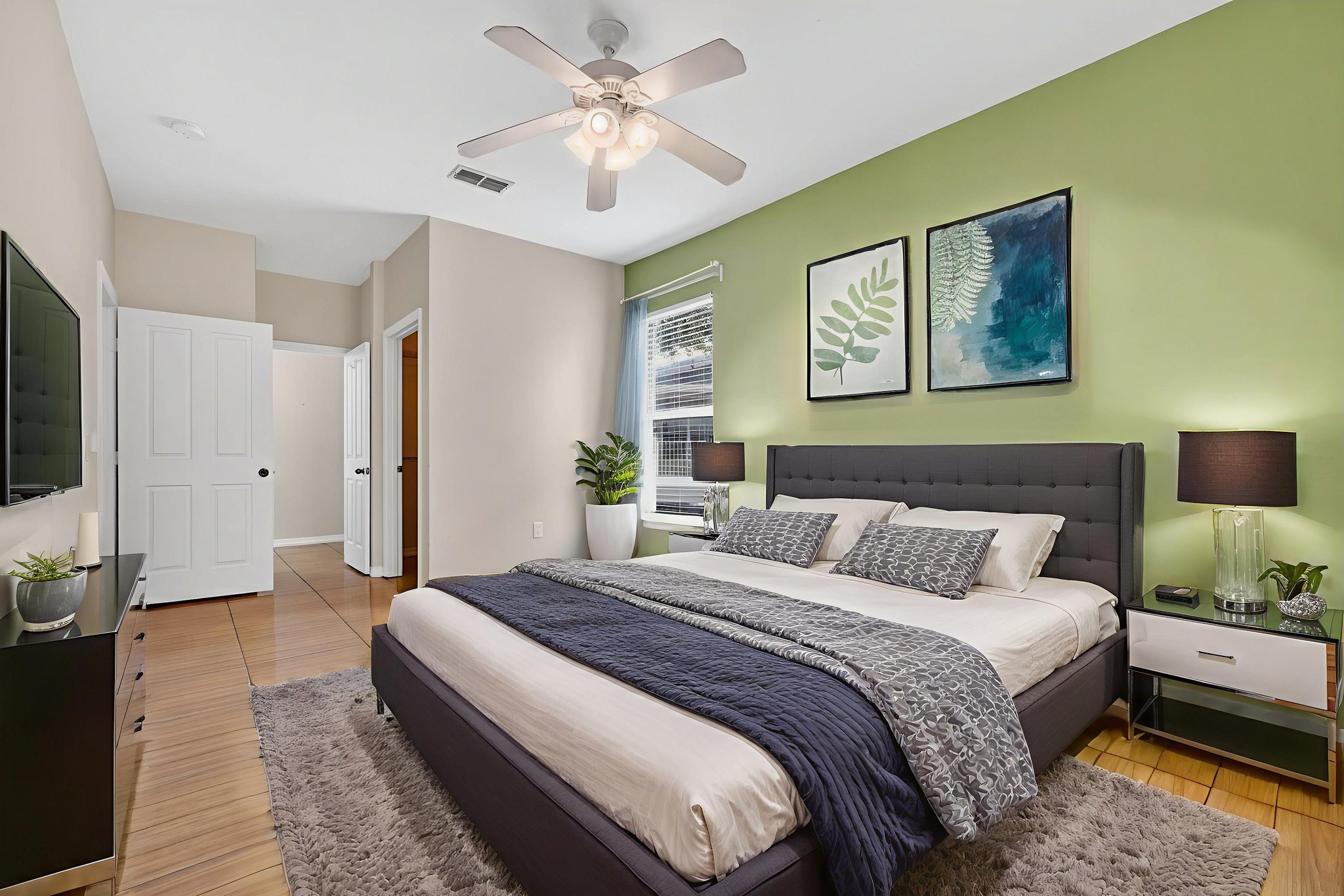 5011 Hemingway Cir28 virtually staged.jpeg