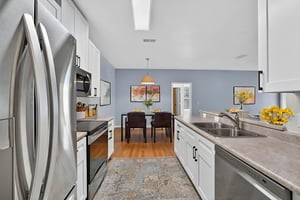 5011 Hemingway Cir25 virtually staged.jpeg