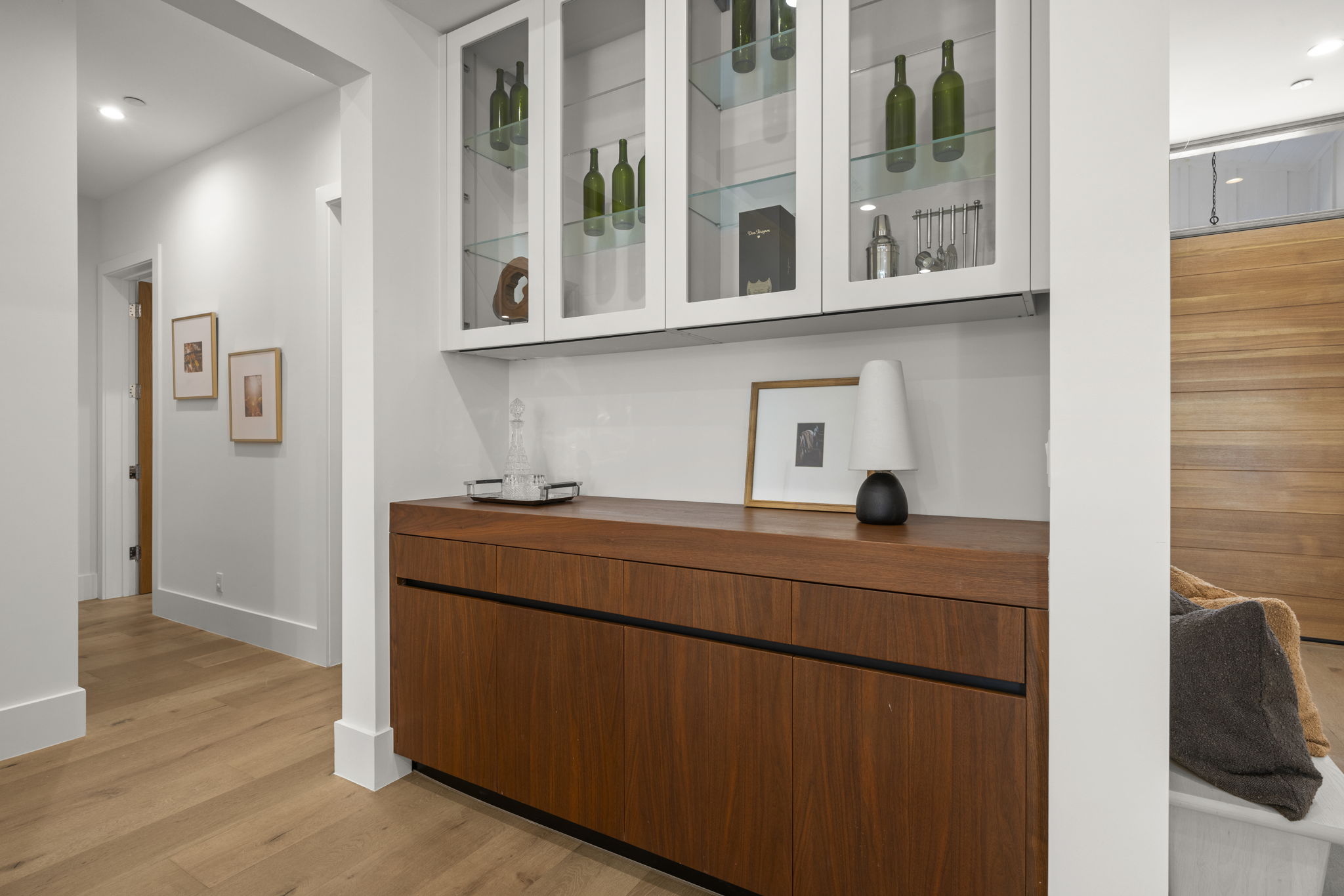 Dining room built in