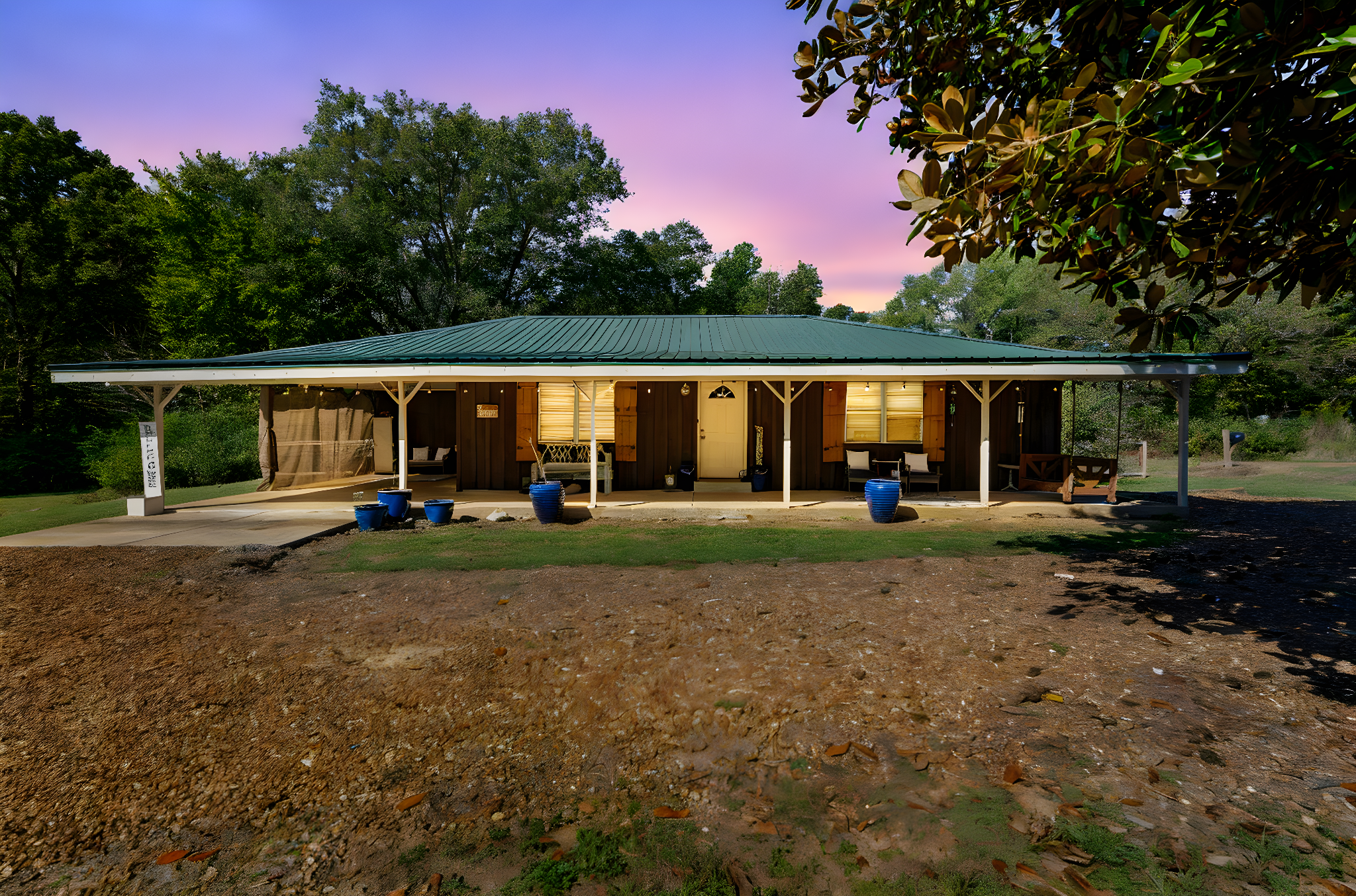 5011 Sycamore Rd-01 day to dusk.jpeg