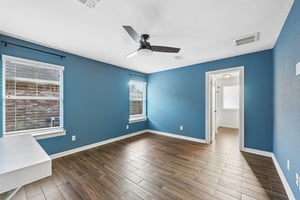 Bayou Dr-S0710-025.jpg