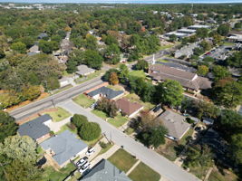  Photo 0