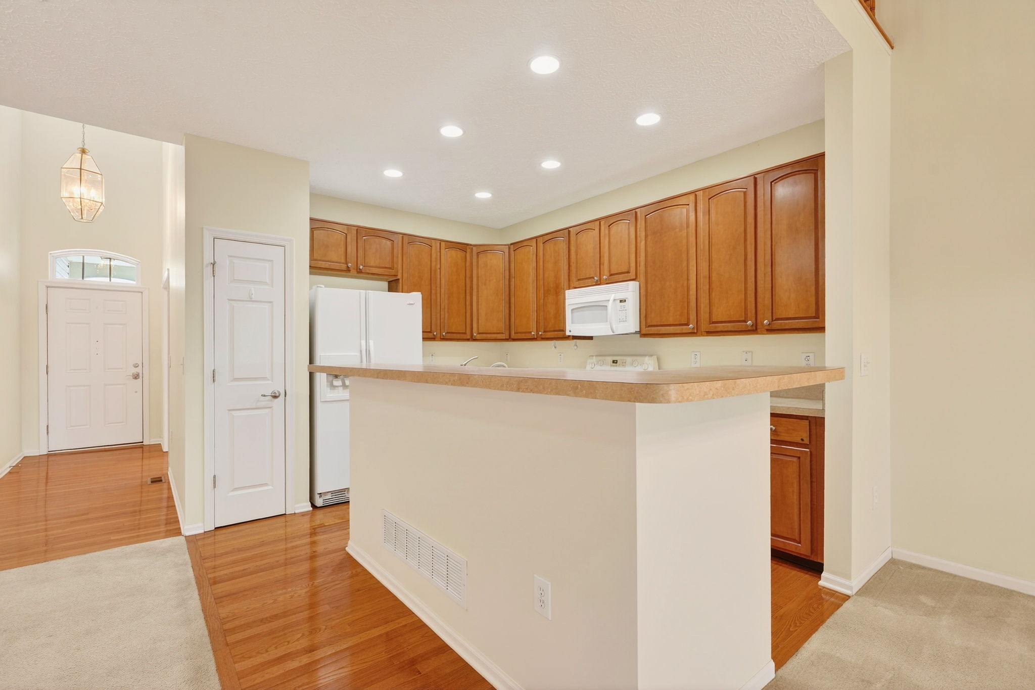 5013 Julia Ann Dr 46