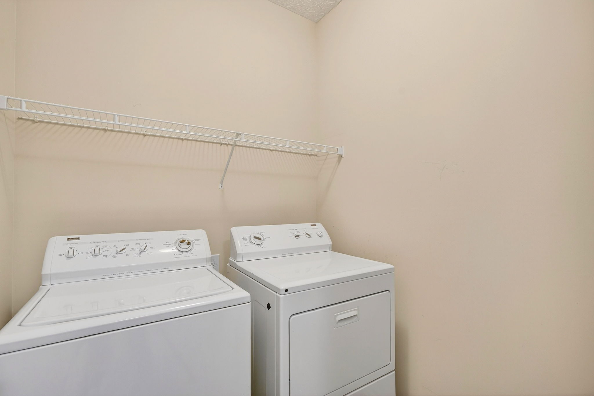 5013 Julia Ann Dr 54