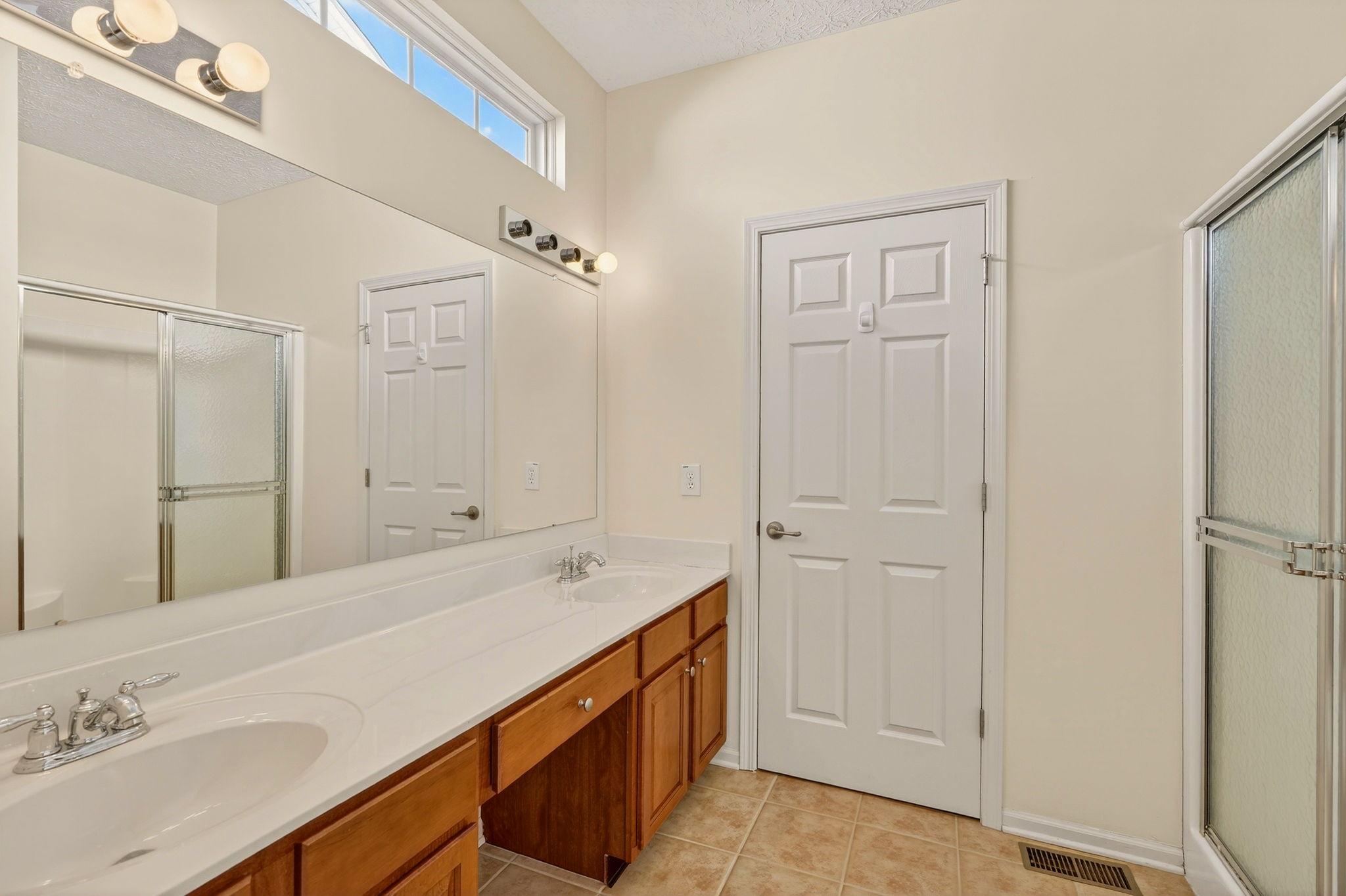 5013 Julia Ann Dr 61