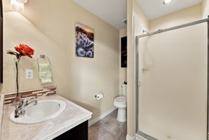  Photo 40