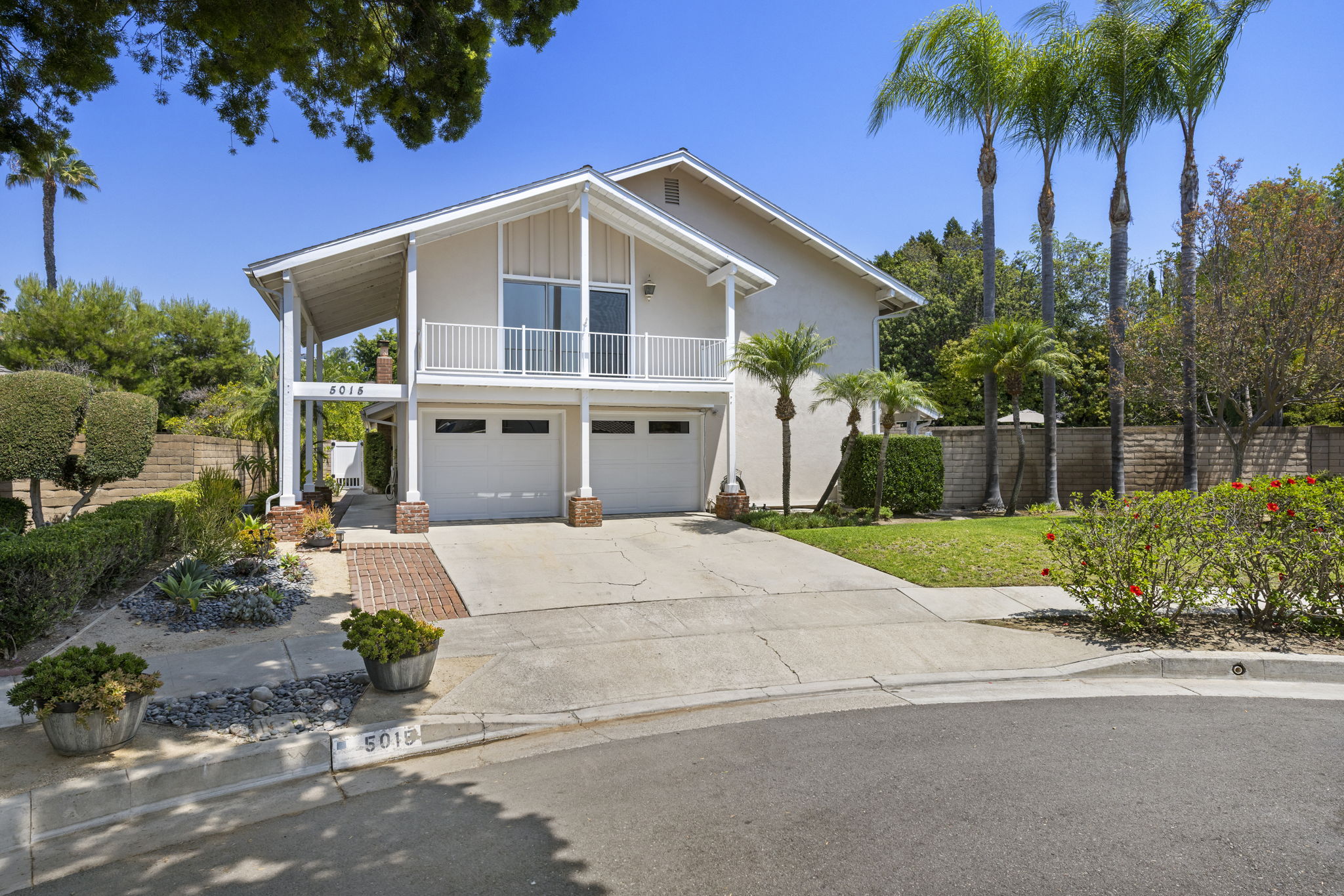Front & Culdesac