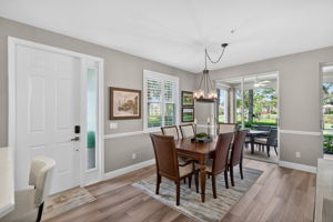 Dining Room 2 of 2