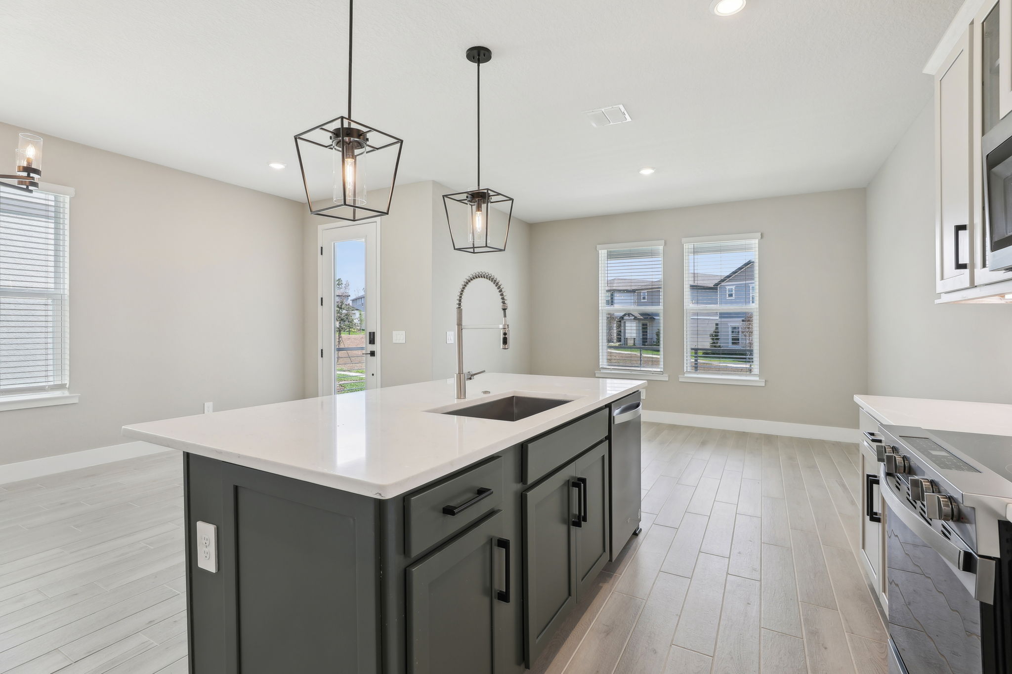Orlando - Silverleaf Reserve - 5015 Railroad Vine Alley Winter Garden FL 34787 - 016