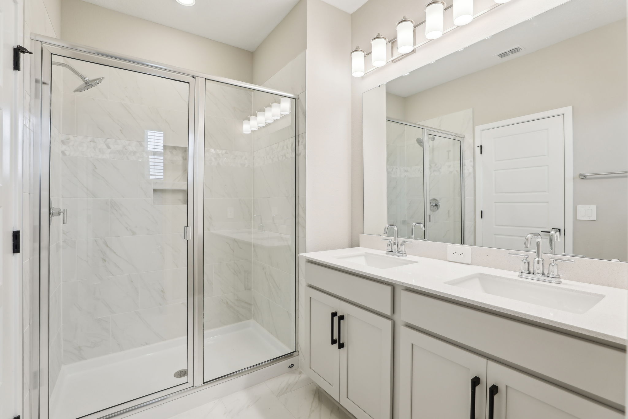 Orlando - Silverleaf Reserve - 5015 Railroad Vine Alley Winter Garden FL 34787 - 021