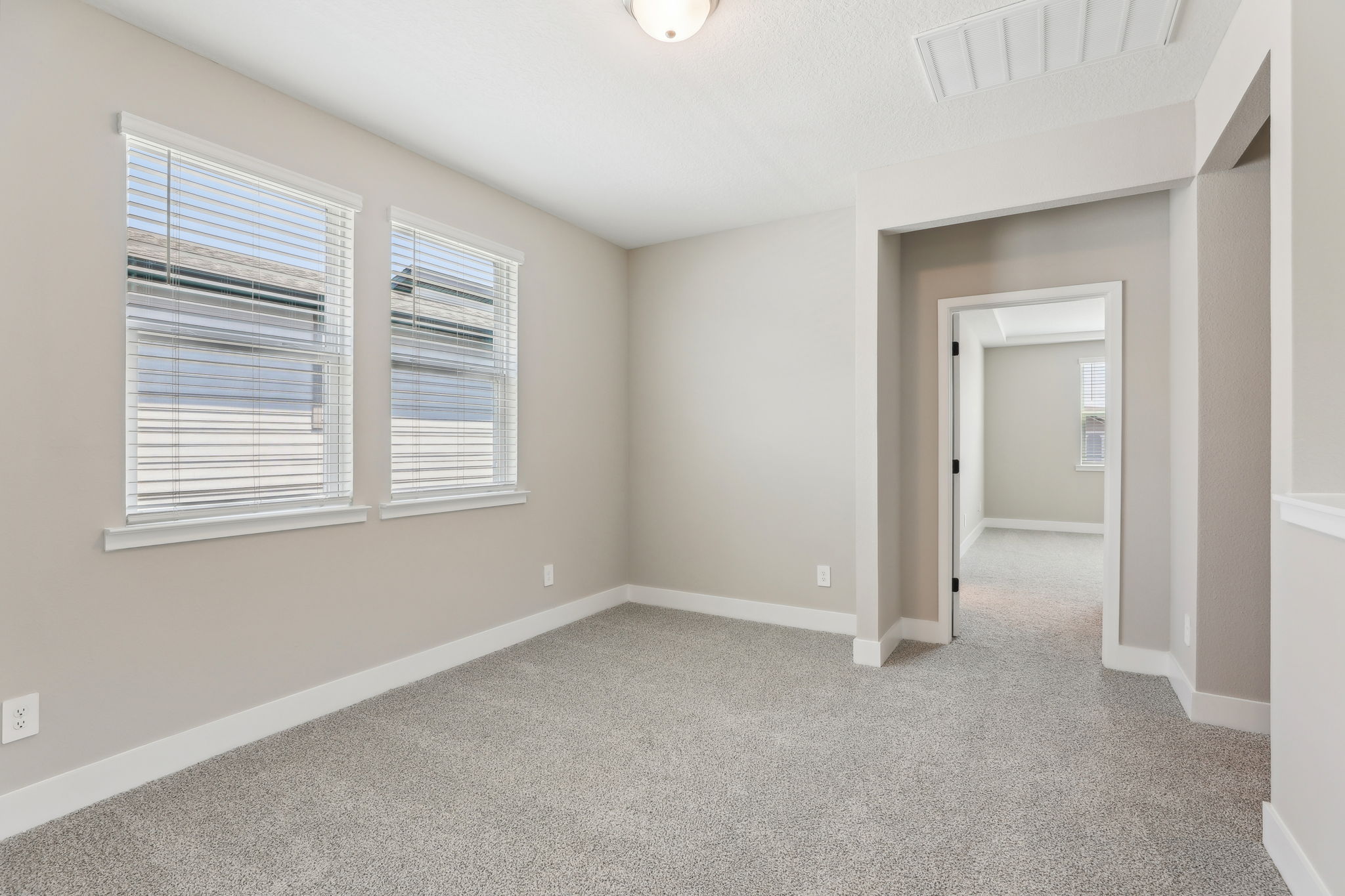 Orlando - Silverleaf Reserve - 5015 Railroad Vine Alley Winter Garden FL 34787 - 023