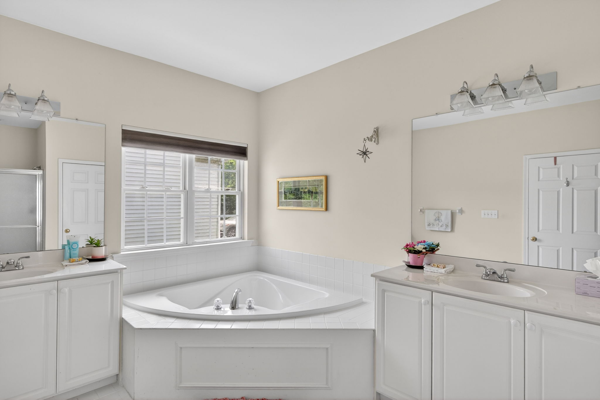  Photo 54