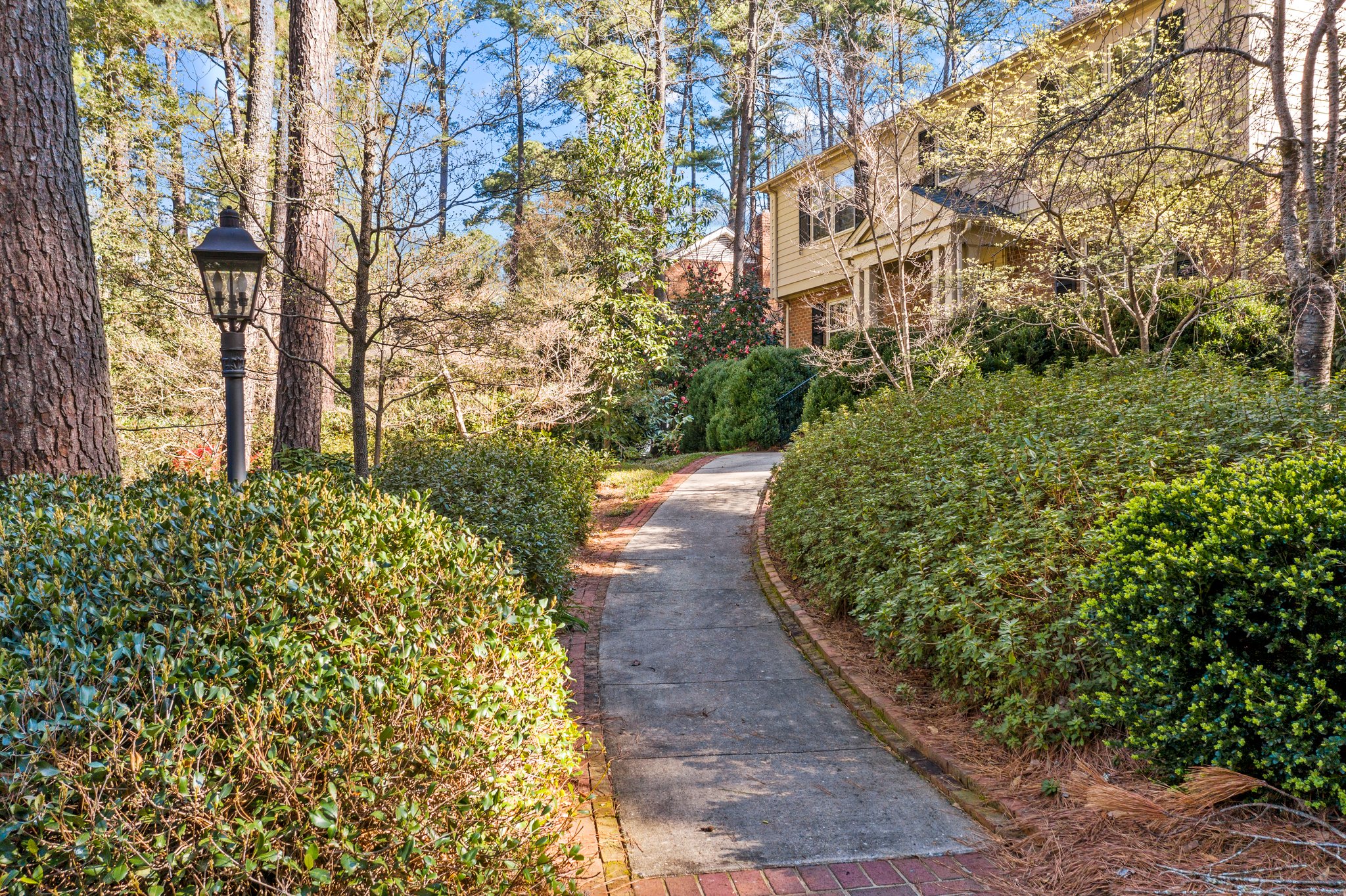 5016 Hermitage Dr, Raleigh, NC 27612, USA Photo 7