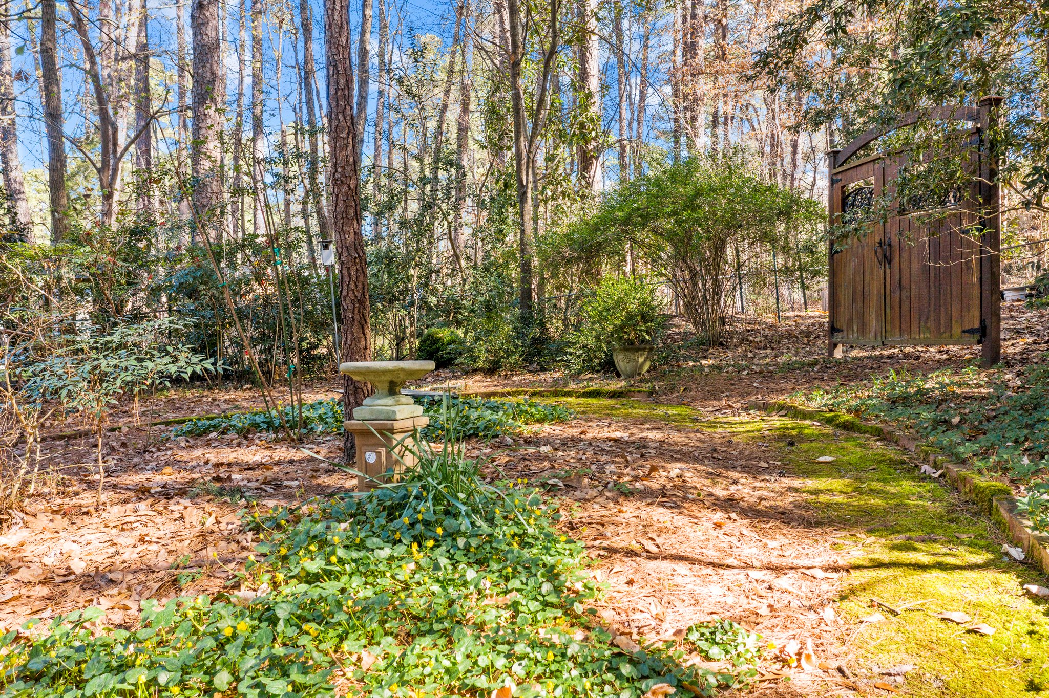 5016 Hermitage Dr, Raleigh, NC 27612, USA Photo 25