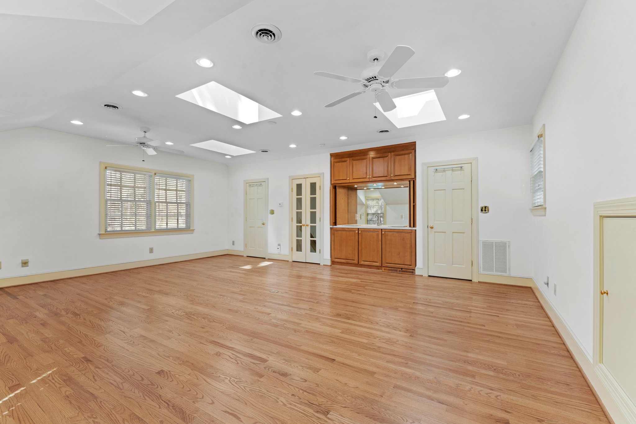 5016 Hermitage Dr, Raleigh, NC 27612, USA Photo 66