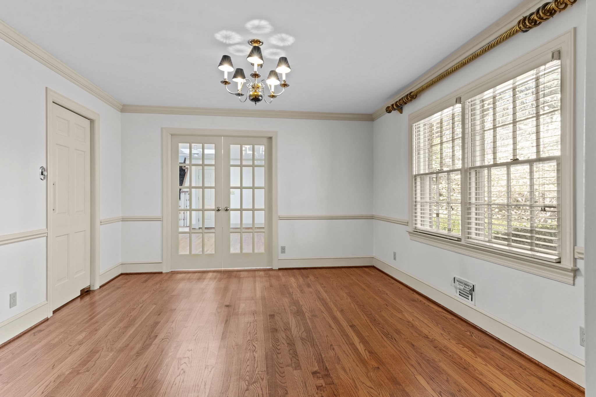 5016 Hermitage Dr, Raleigh, NC 27612, USA Photo 64