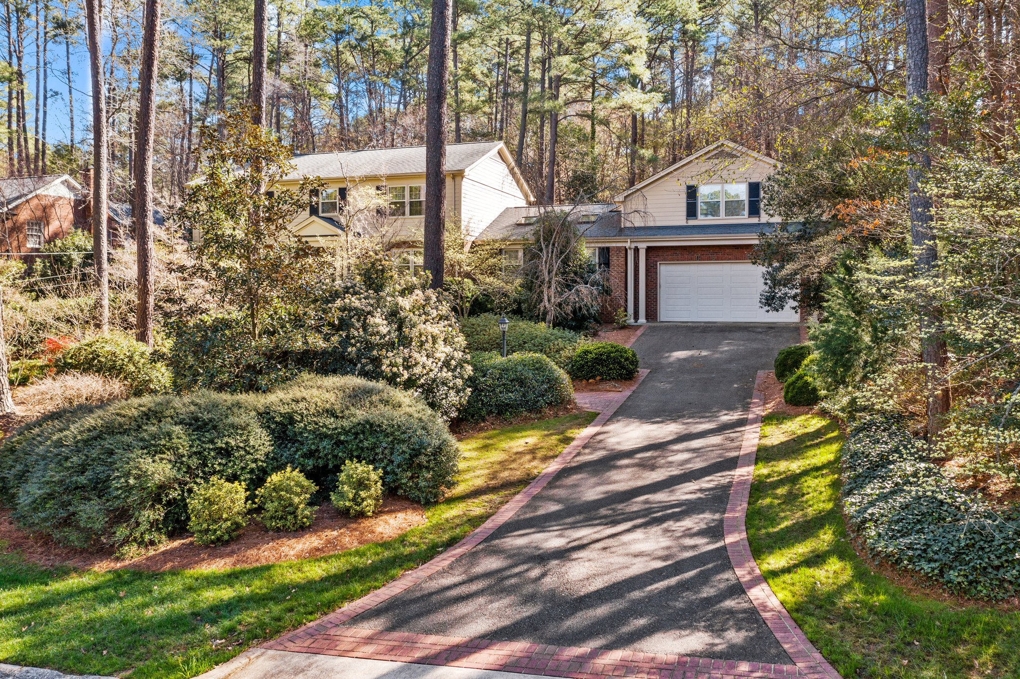 5016 Hermitage Dr, Raleigh, NC 27612, USA Photo 4