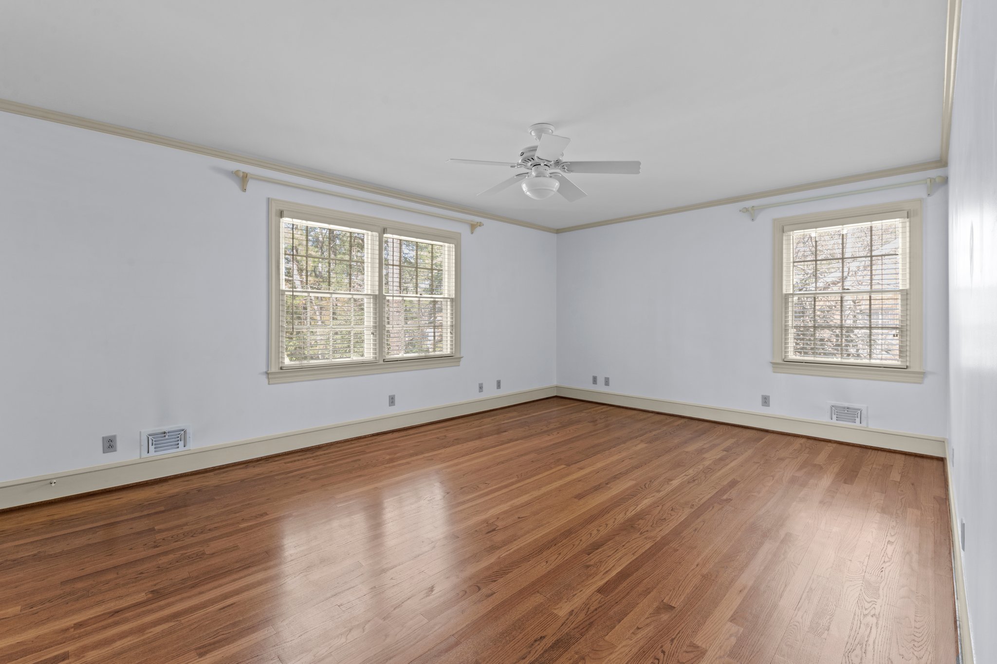 5016 Hermitage Dr, Raleigh, NC 27612, USA Photo 61