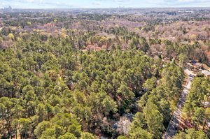 5016 Hermitage Dr, Raleigh, NC 27612, USA Photo 10