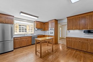 5016 Hermitage Dr, Raleigh, NC 27612, USA Photo 41