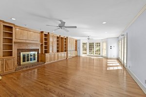 5016 Hermitage Dr, Raleigh, NC 27612, USA Photo 48