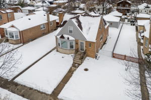 5016 Jarlath Ave, Skokie, IL 60077_001