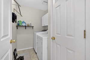  Photo 52