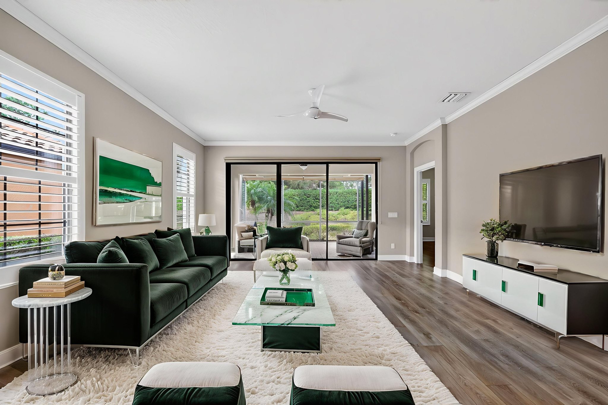 Savora Rn - G84A0037 virtually staged.jpeg