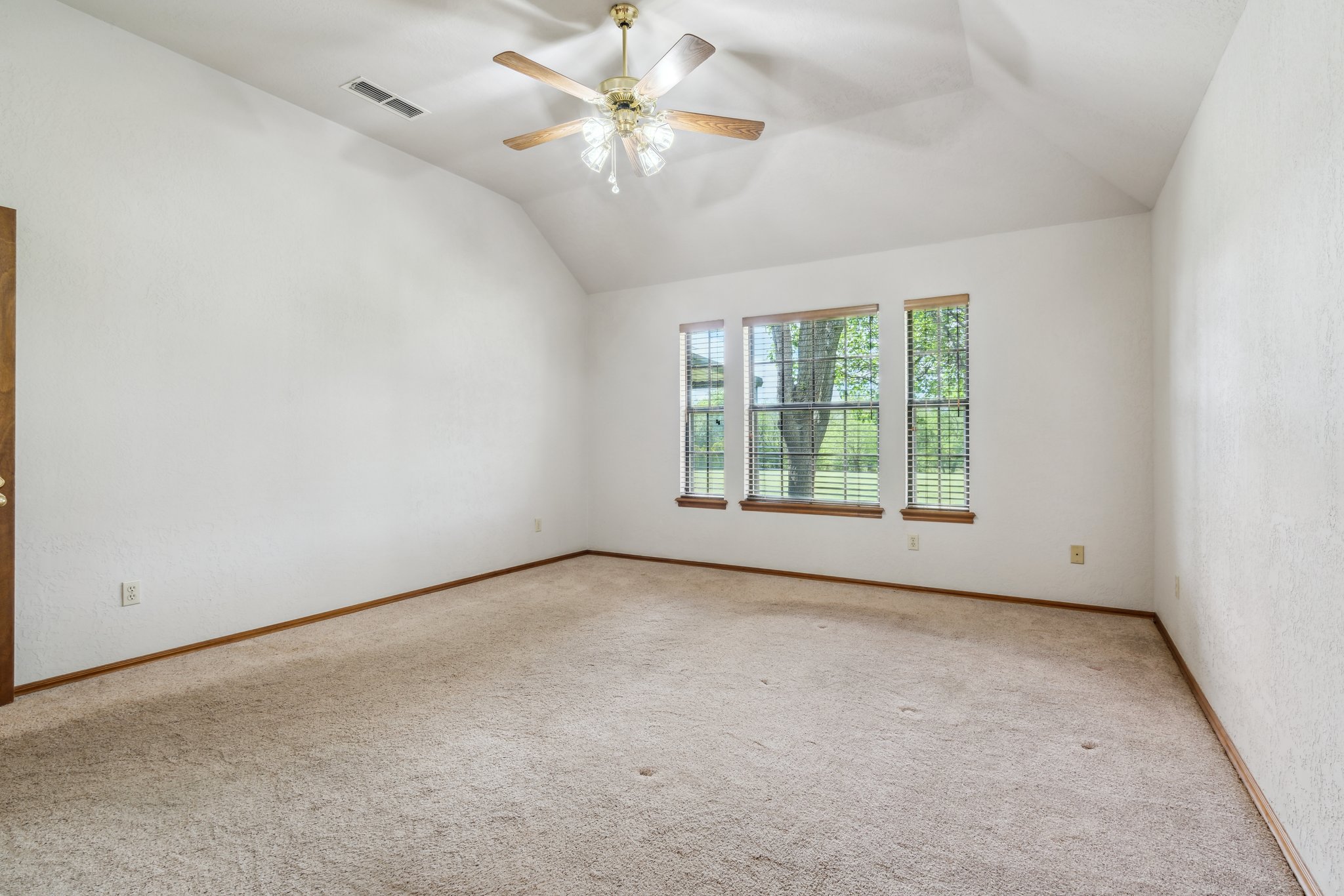 5016 SW Malcom Rd_024.jpg