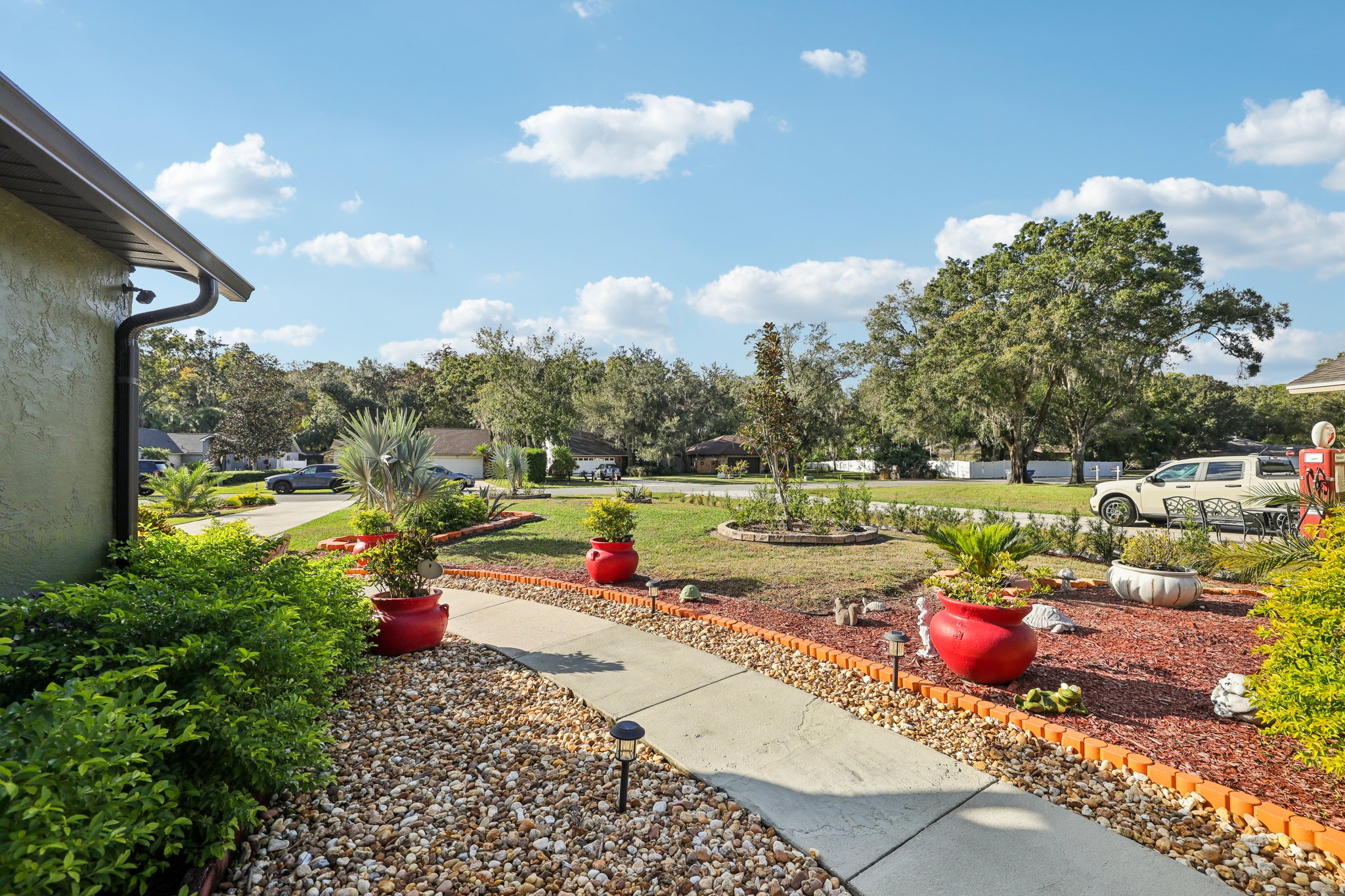 Swallow Dr-S0811-005.jpg