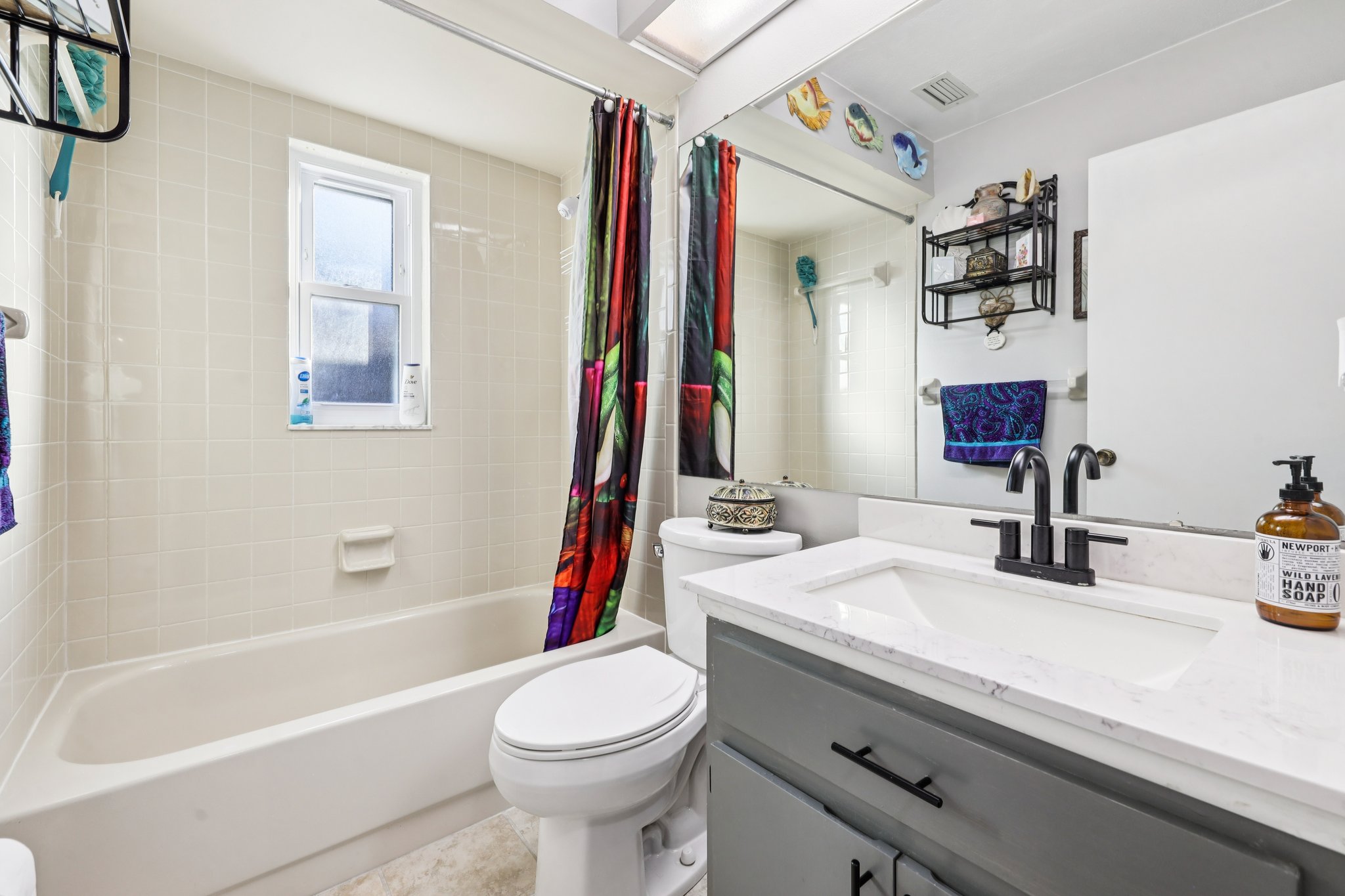 Swallow Dr-S0811-037.jpg