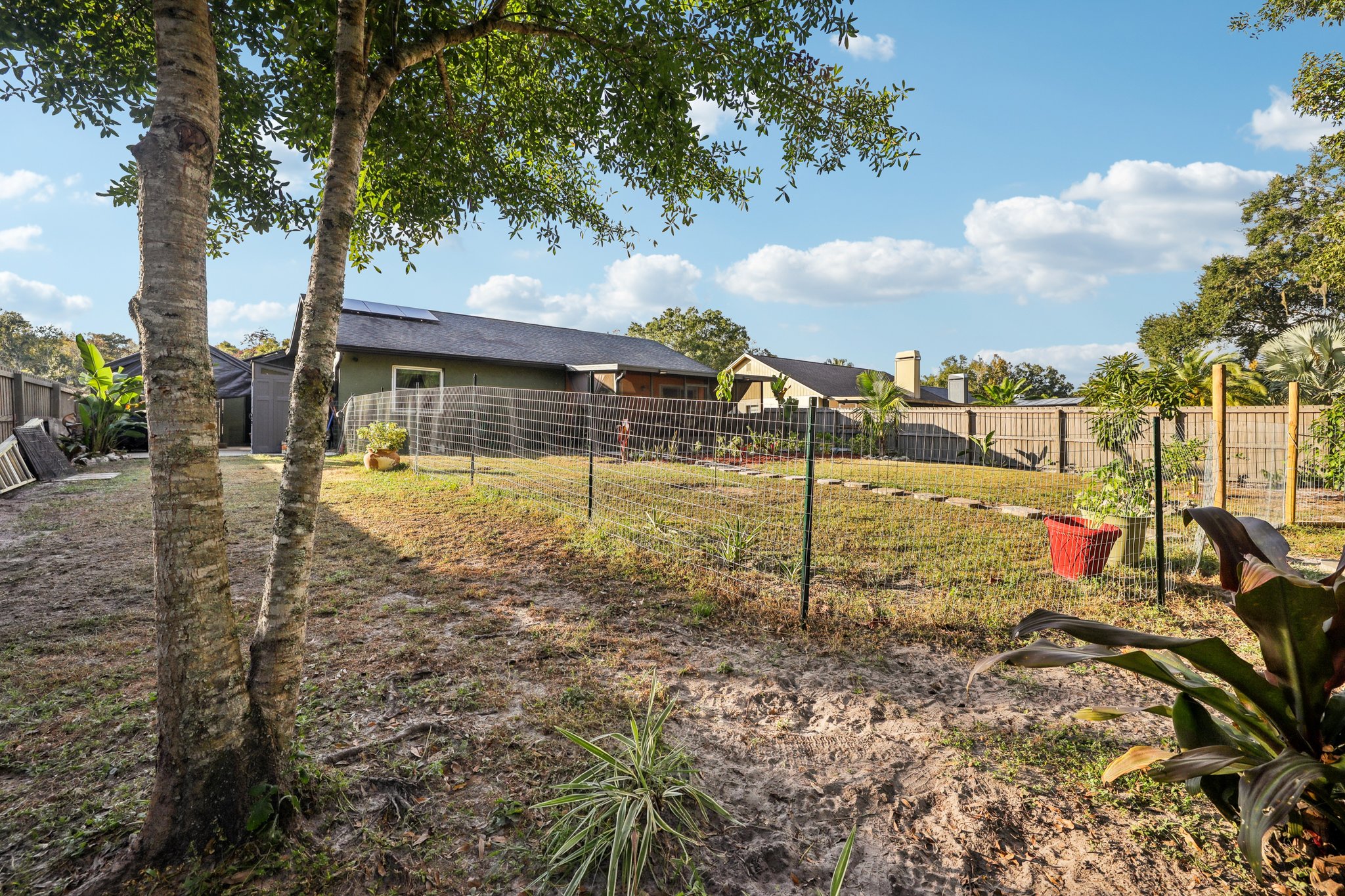 Swallow Dr-S0811-047.jpg