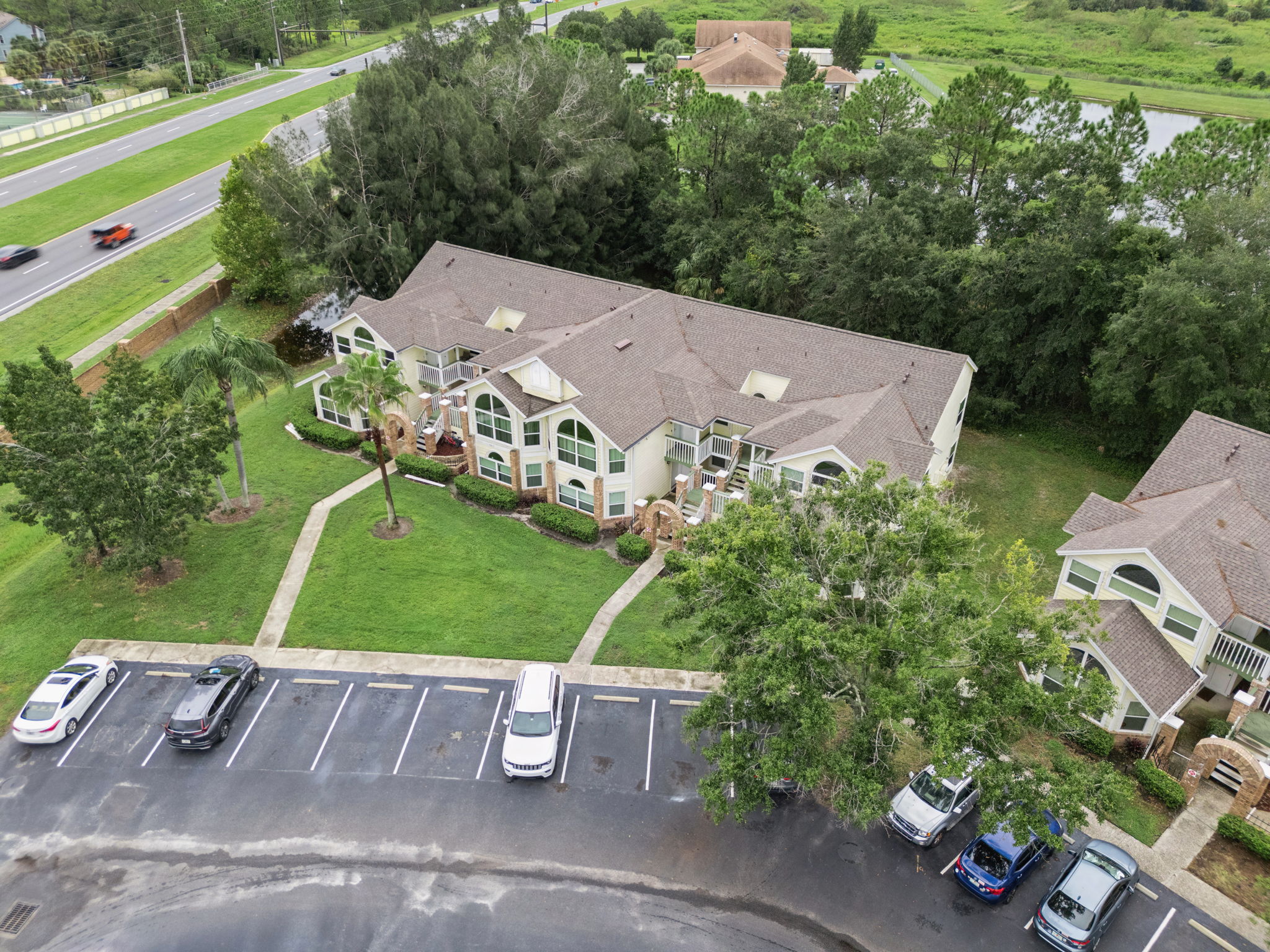  Photo 32
