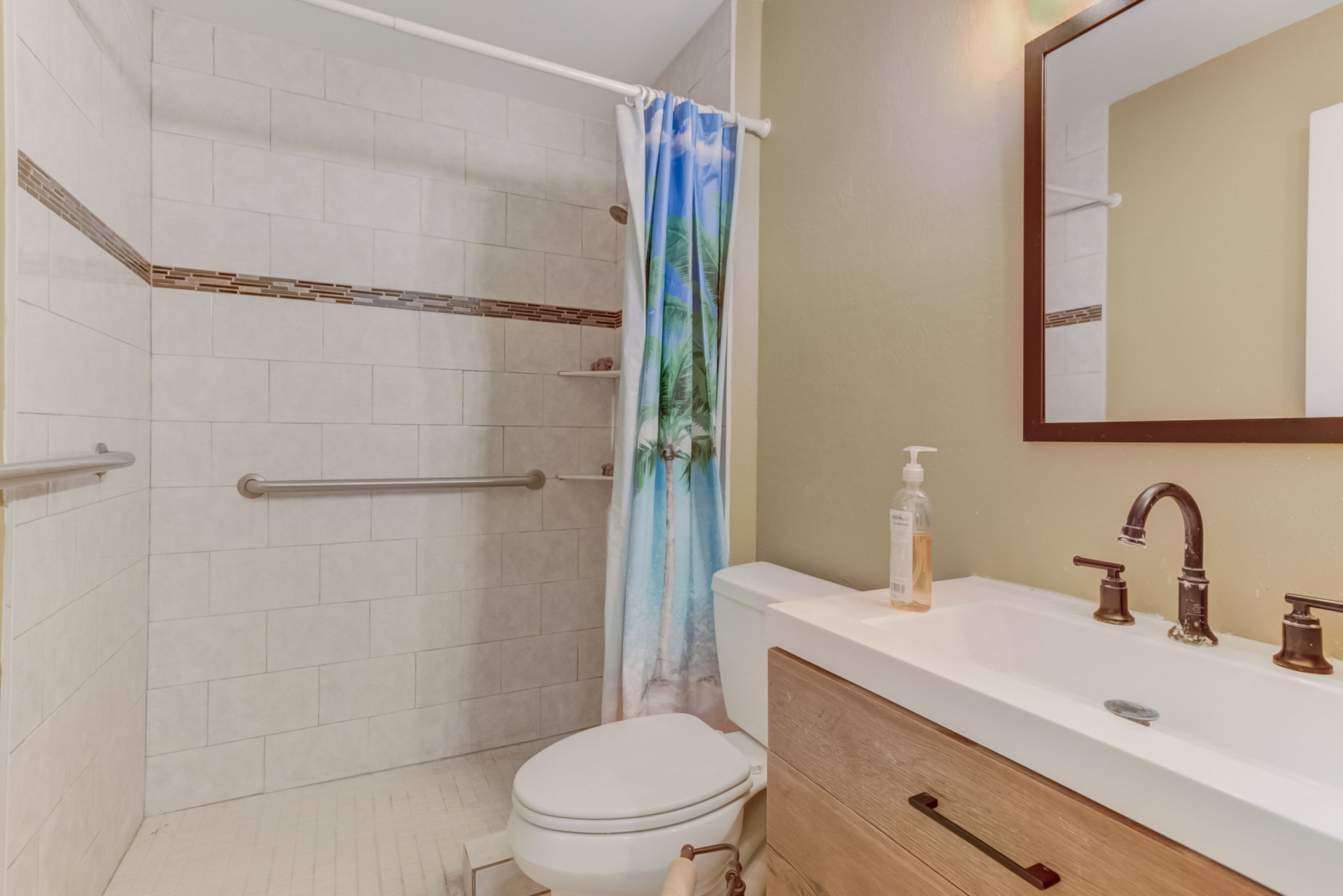 S Rosebud Cir-016