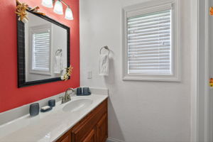  Photo 32