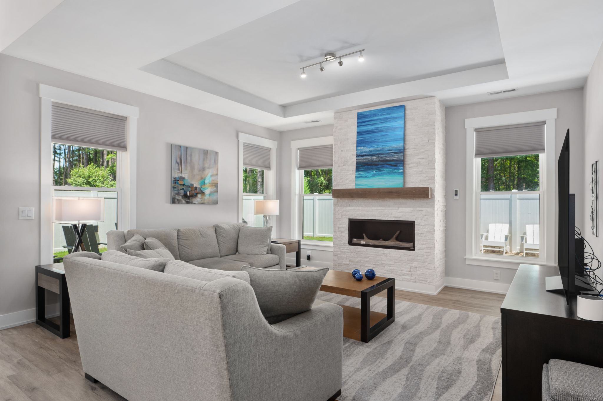 502-Anika-Way-Living