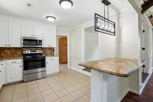 Archer Ave-2305-022.jpg