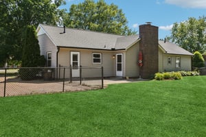 Archer Ave-2305-052.jpg