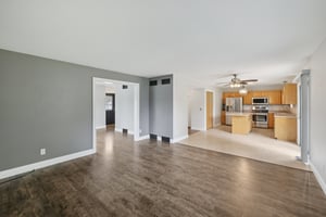 Ashton Dr-0306-011.jpg